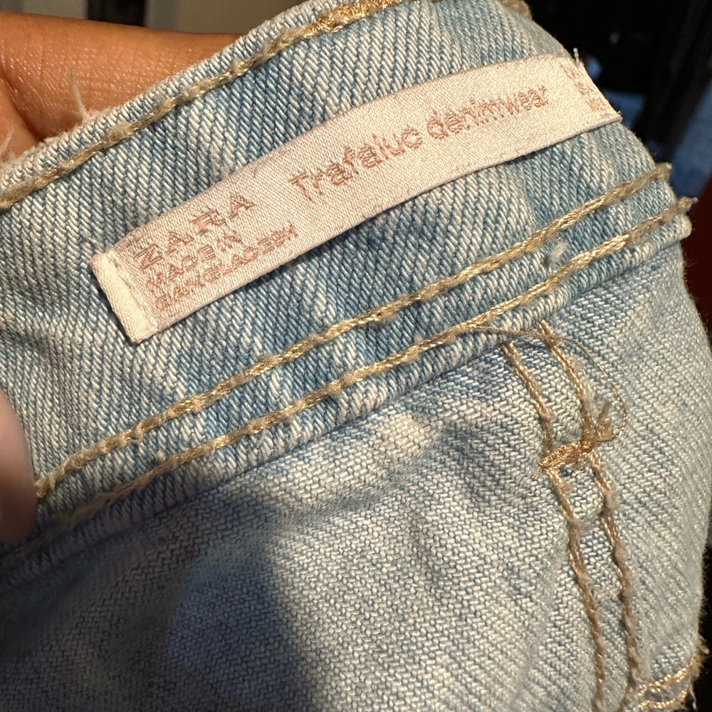 Zara Denim Trafaluc mini skirt size medium